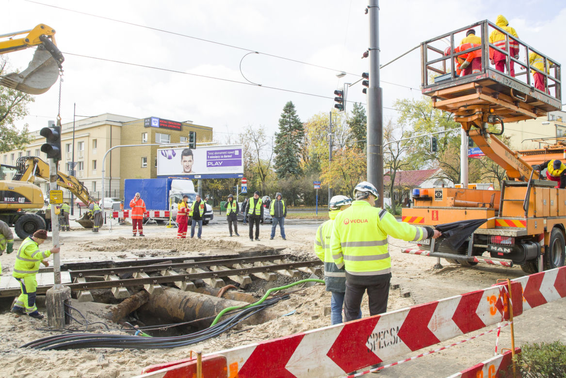Awaria wodociągów w alei Waszyngtona