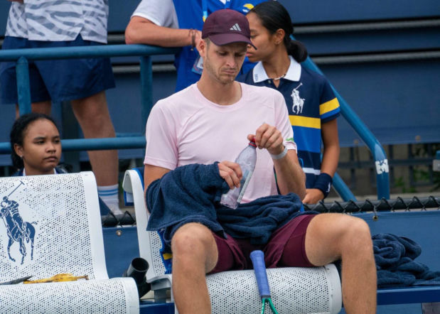 ATP Chengdu: Hubert Hurkacz w finale! Ile zarobił? Oto premie w Chinach