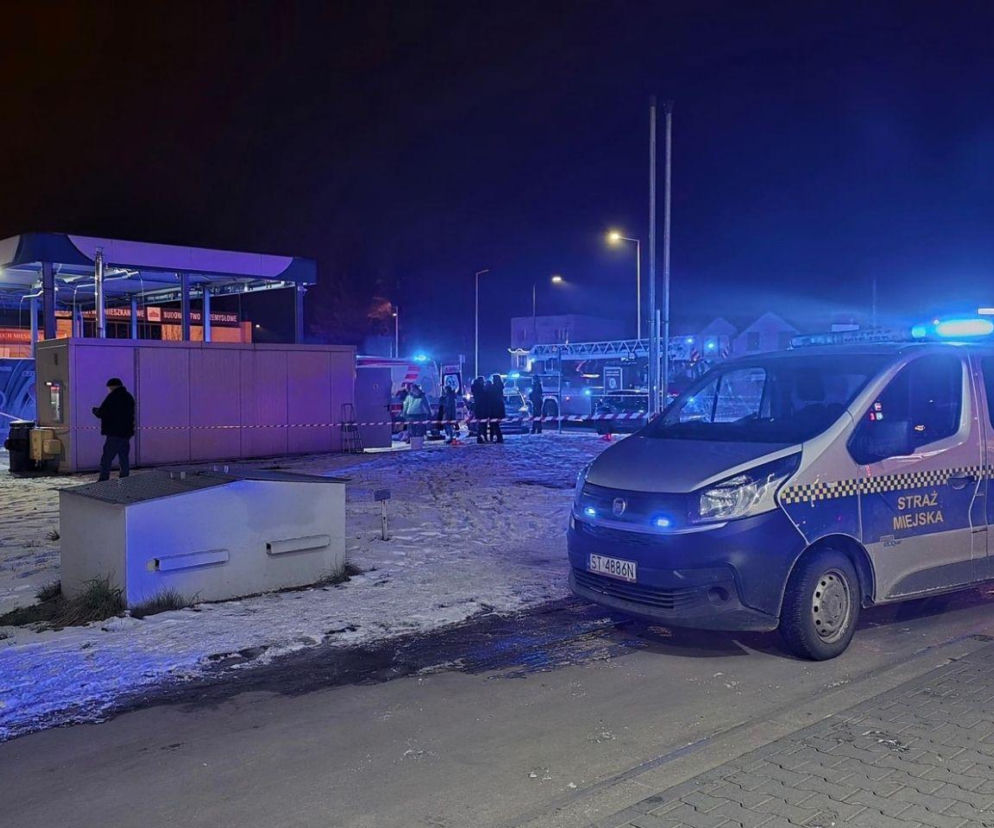 Śmiertelny wypadek na terenie myjni samochodowej w Tychach. Zginął 65-letni mężczyzna