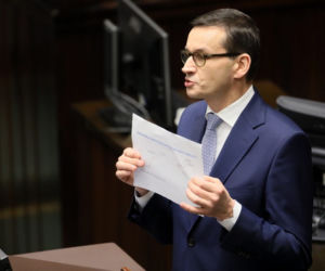 Rząd zatrzymał podwyżkę prądu na rok