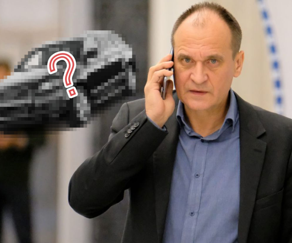 Takim autem jeździ Paweł Kukiz