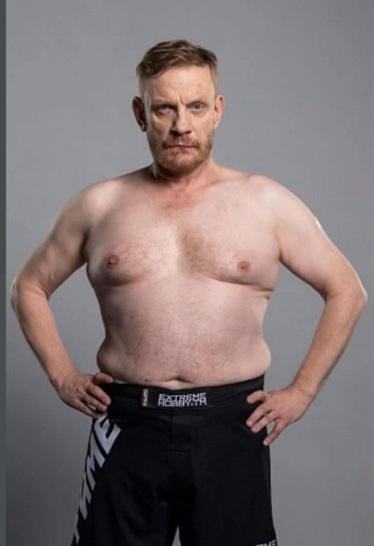 Bartosz Żukowski na siłowni