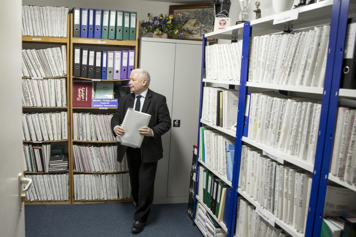 Stąd twardą ręką rządzi PiS Jarosław Kaczyński 