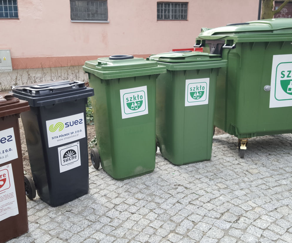 Nowe zasady segregowania śmieci w Gdańsku. Mieszkańcy będą wyrzucać oddzielnie szkło