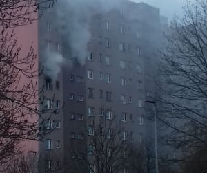 Kraków: Groźny pożar w bloku