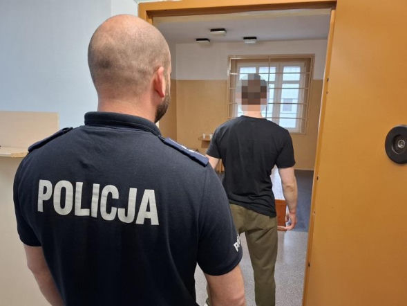 Awantura w sklepie i atak na funkcjonariuszy. Agresor ugryzł policjantkę!