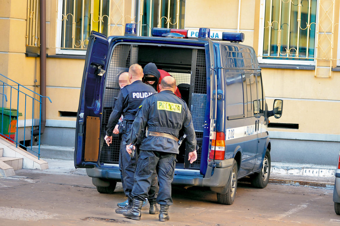 Pijani aktorzy zatrzymani za narkotyki i pobicie policjanta