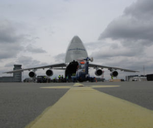 Ogromny ANTONOV An-124 Rusłan wylądował na lotnisku w Jasionce [ZDJĘCIA]