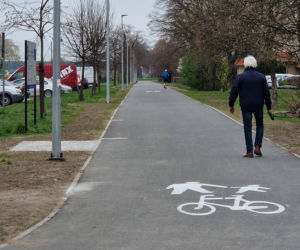 Nowa ścieżka pieszo-rowerowa w Lesznie. Rondo Antoniny – Ostroroga