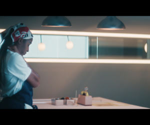 Krew, pot i japoński denim. Jak serial „The Bear” stworzył nurt Carmycore