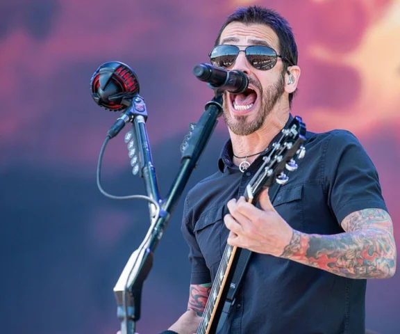 Godsmack nie składa broni! Sully Erna zapowiedział, że będzie nowa muzyka od zespołu 