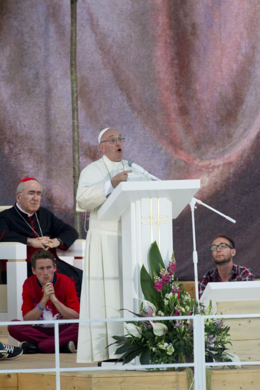 W Krakowie papież Franciszek podróżował tramwajem. Bydgoska Pesa jeździ do dziś 