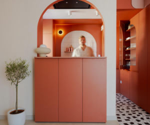 Nail Polish Inspired Interior: Hybryda mieszkania i studia fotograficznego na 63 metrach