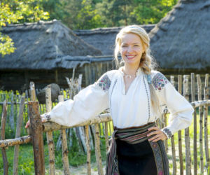 Paulina Gałązka kiedyś i dziś. Tak przez lata zmieniała się gwiazda filmu Dziewczyny z Dubaju