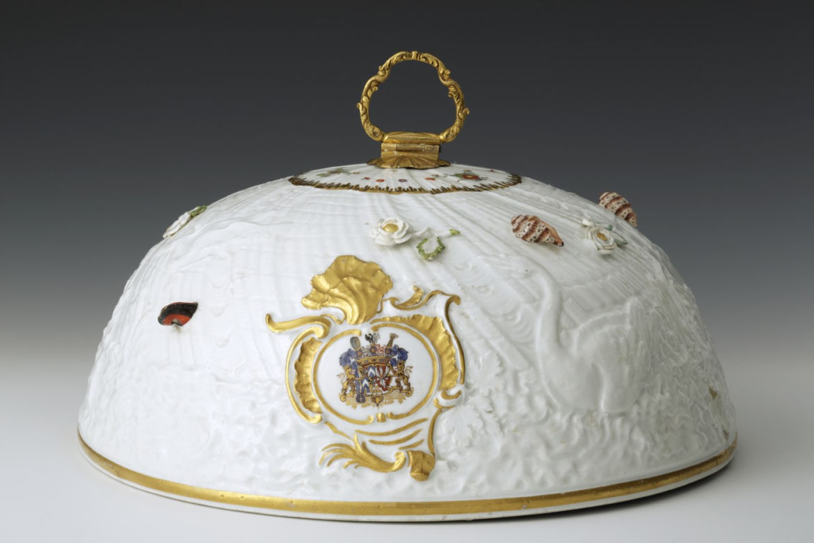 Zamek na Wawelu zaprasza na wystawę miśnieńskiej porcelany