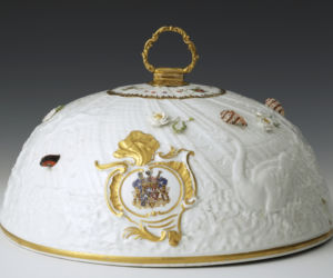 Zamek na Wawelu zaprasza na wystawę miśnieńskiej porcelany
