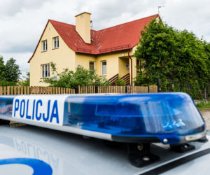 Zastrzelił żonę, bo miała romans z księdzem?