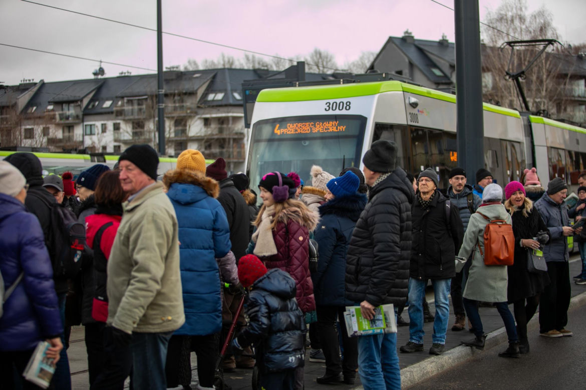 Tramwajowa "czwórka" ruszyła! Na wydarzeniu tłumy mieszkańców. Zobaczcie zdjęcia!