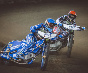 Bartosz Zmarzlik obronił tytuł mistrza świata na Motoarenie. Zdjęcia z toru i trybun