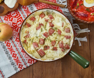 Puree ziemniaczane zapiekane z boczkiem i porem po ukraińsku