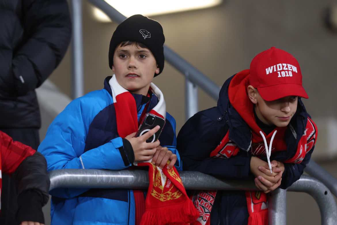 Widzew Łódź - Górnik Zabrze: Zdjęcia kibiców i zawodników z klasyku w ramach 12. kolejki PKO BP Ekstraklasy