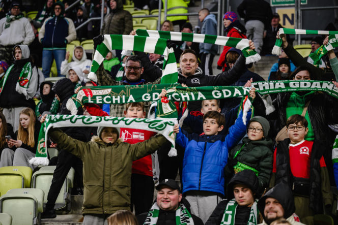 Lechia Gdańsk - Piast Gliwice: Zdjęcia kibiców z meczu 29. kolejki PKO BP Ekstraklasy