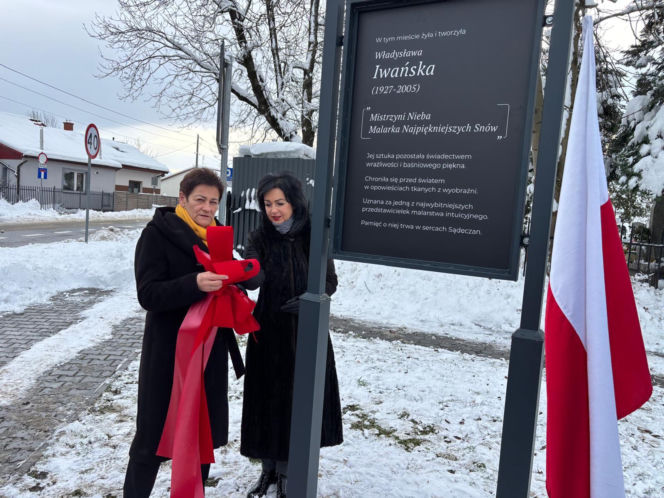 Odsłonięcie tablicy poświęconej Władysławie Iwańskiej