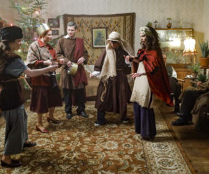 Stulecie Winnych 4. Ewa (Sonia Mietielica), Ania (Urszula Grabowska), Jasiek (Patryk Szwichtenberg), Michelle (Maria Pawłowska)