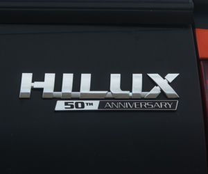 Toyota Hilux 2.4 D-4D 150 KM 4x4 AT6 Selection 50