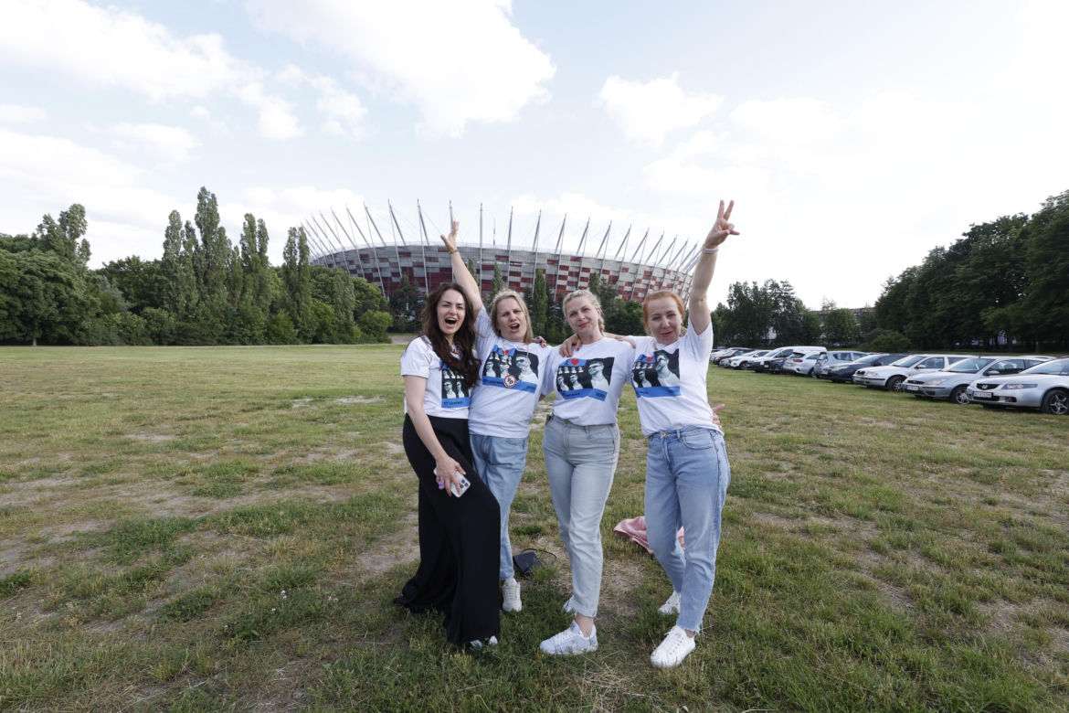 Koncert Justina Timberlake'a w Warszawie - fani pod PGE Narodowym