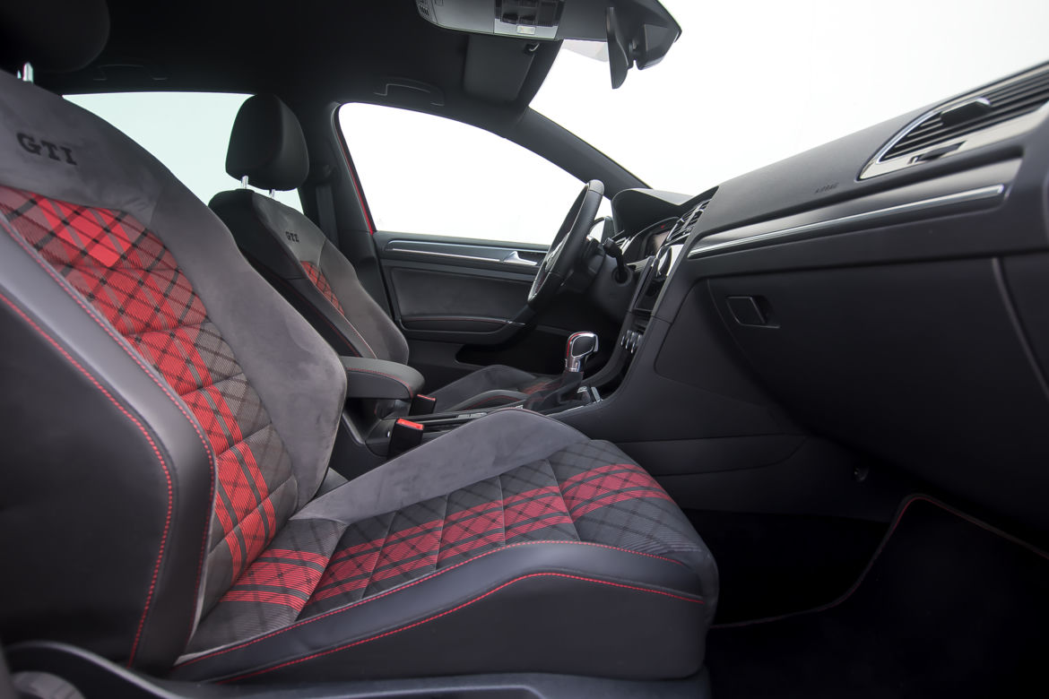 Volkswagen Golf GTI TCR 5D 2.0 TSI 290 KM DSG7