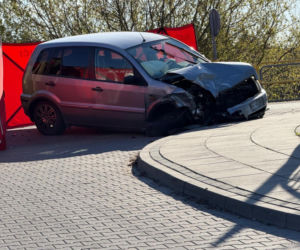 Dwa śmiertelne wypadki na drogach Mazowsza. Rowerzysta i motocyklista zginęli po potrąceniu