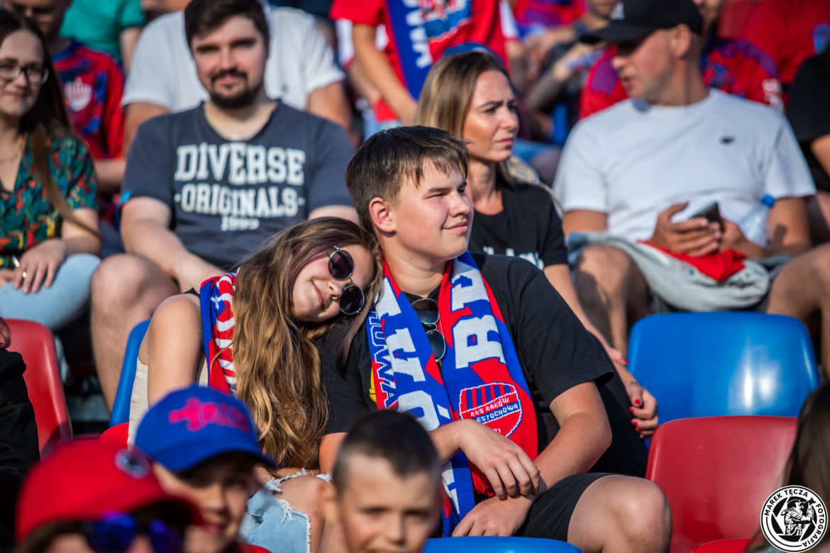 Kibice podczas meczu Raków Częstochowa - Jagiellonia Białystok 