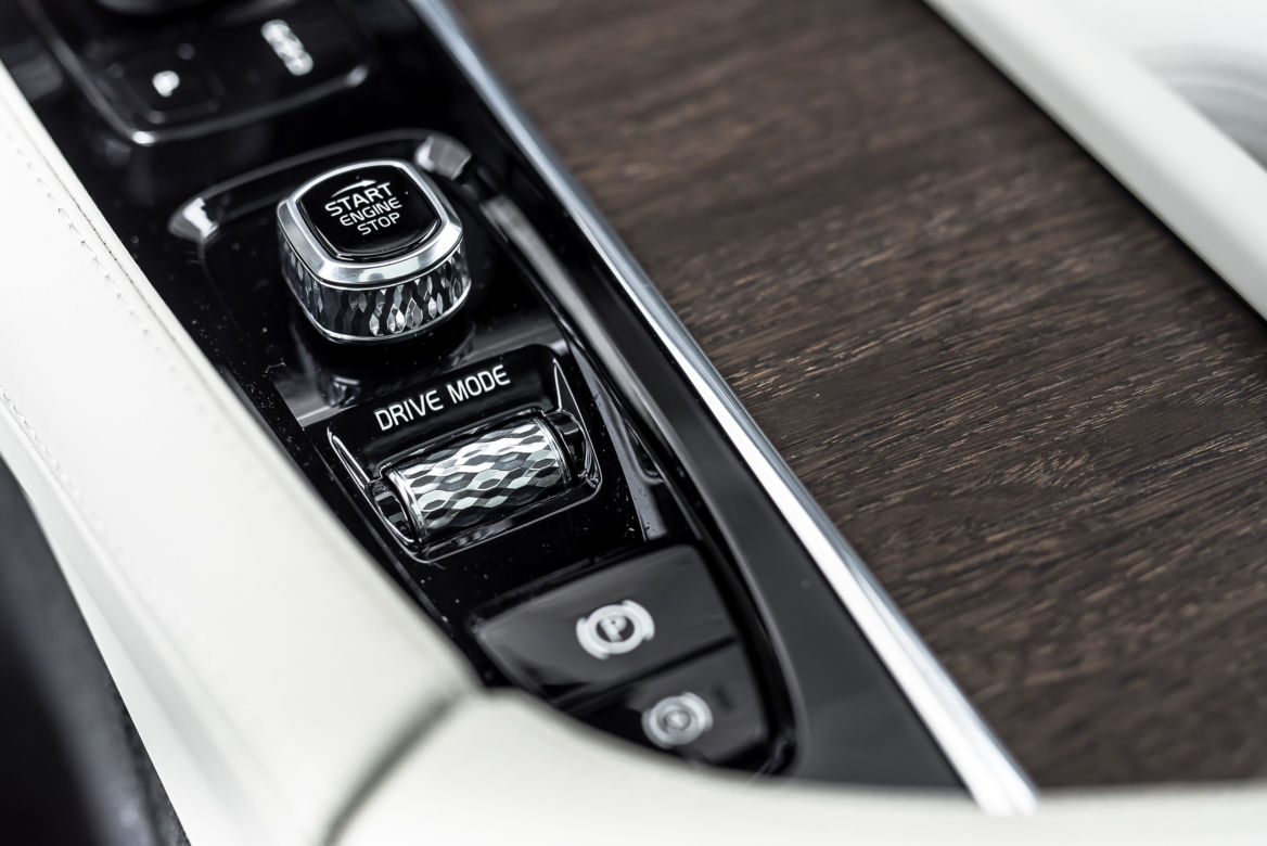 Volvo V90 Cross Country B5 AWD 8AT 