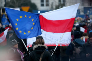 Polska dołączyła do Unii Europejskiej w 2004 roku, z kolei w 2007 roku stała się członkiem strefy Schengen