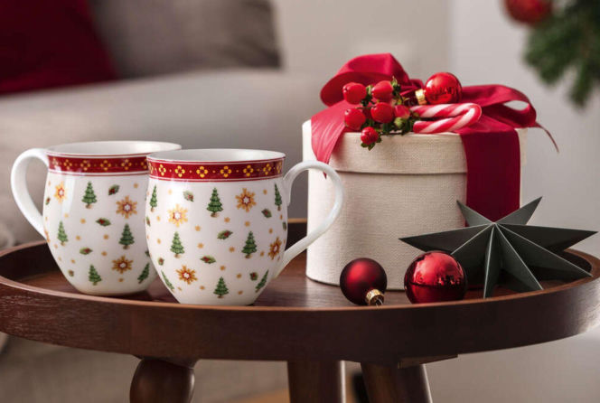 Naczynia z motywem świąteczym