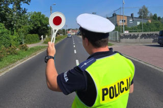 Policja z Leszna podsumowała wakacje na drogach. Podobna liczba zdarzeń, mniej pijanych kierowców