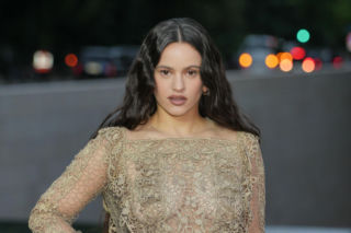 Rosalía odwołała koncert już w trakcie występu. Zmagała się z ogromnym bólem