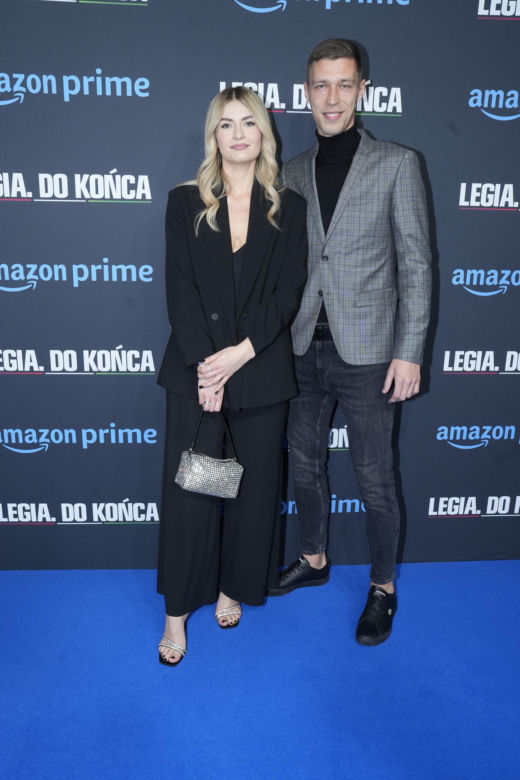 Premiera serialu "Legia. Do końca" Piłkarze Legii zadali szyku