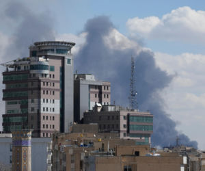 Wojna do całkowitego upadku reżimu. Czy Iran jest w stanie przetrwać ataki USA i Izraela?