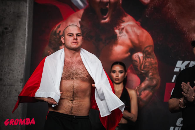 Ring girls Gromda 24