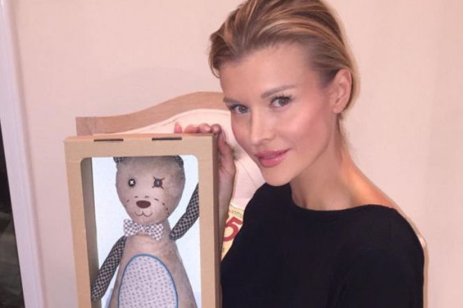 Joanna Krupa z misiem