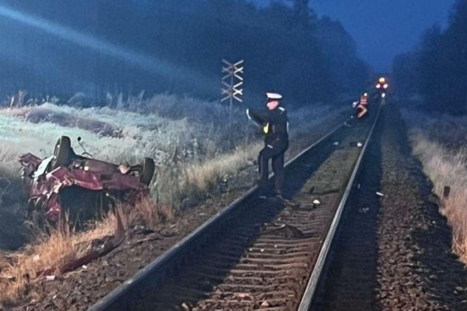 Koszmar na torach! Młody mężczyzna wjechał wprost pod nadjeżdżający szynobus. Zginął na miejscu