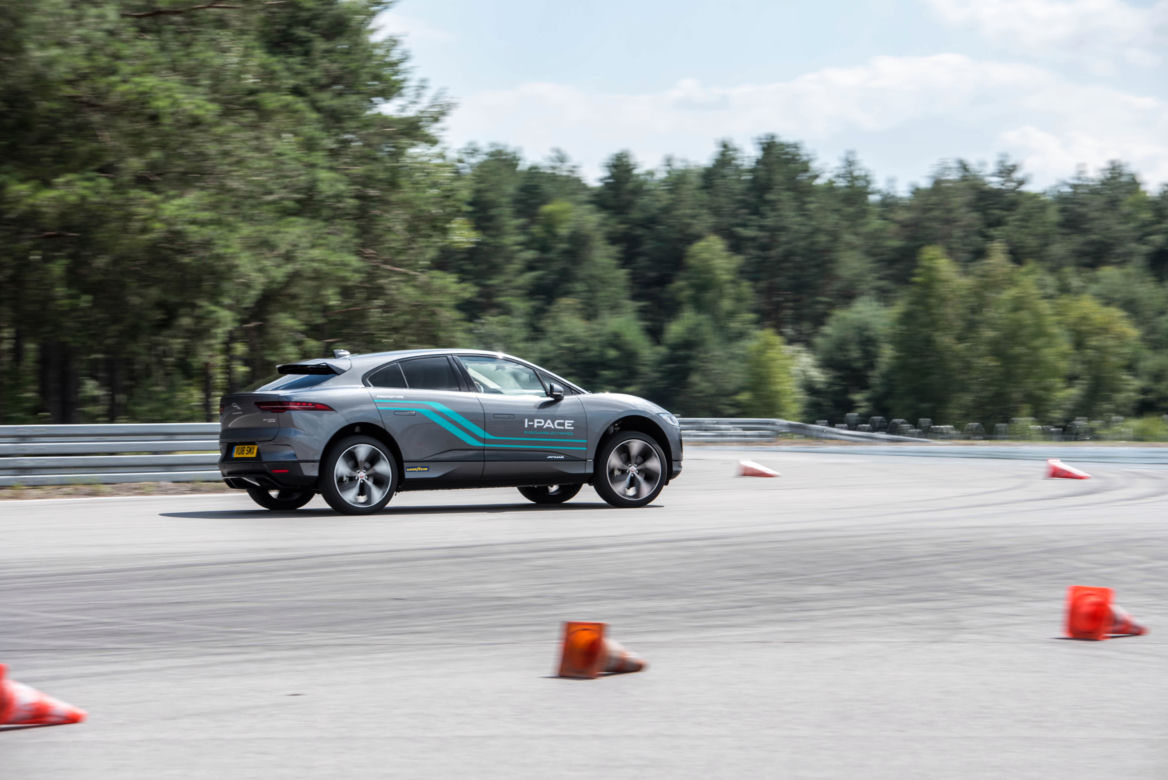 Jaguar I-Pace na Autodromie Jastrząb