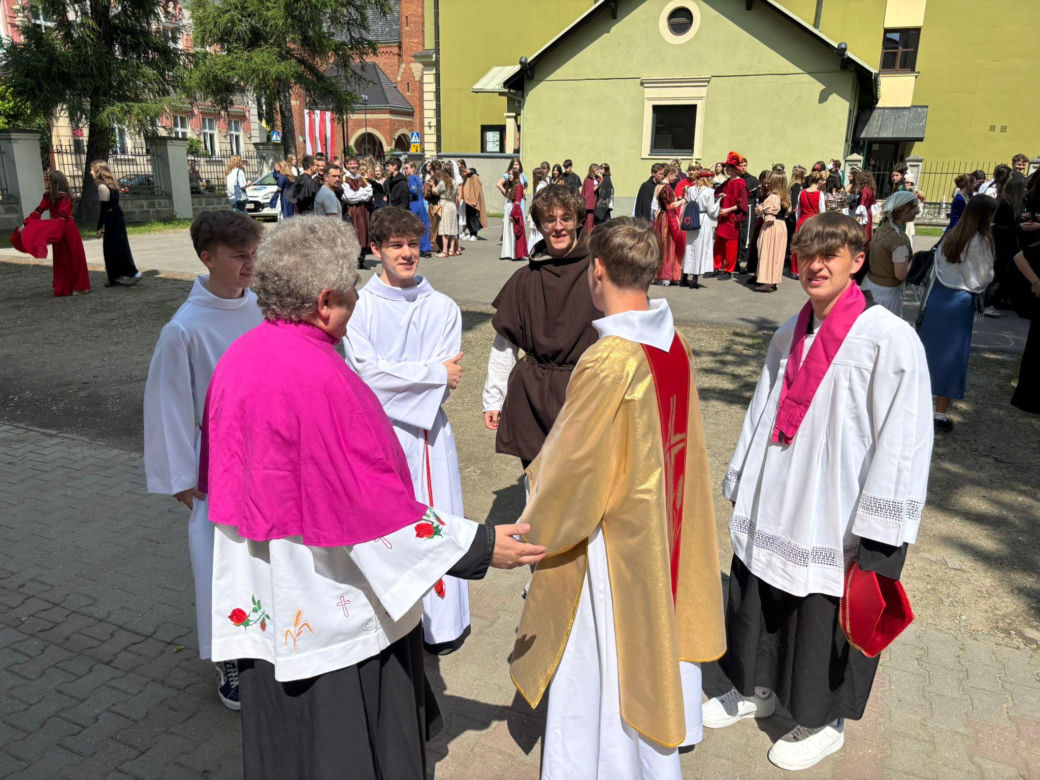 Orszak Jana Długosza w Nowym Sączu 