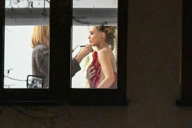 Agnieszka Kaczorowska w wałkach na głowie. Tak szykowała się na ramówkę TVP