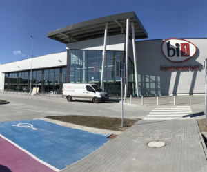 Ełk. Oficjalne otwarcie nowego hipermarketu Bi1 przy centrum handlowym Karuzela