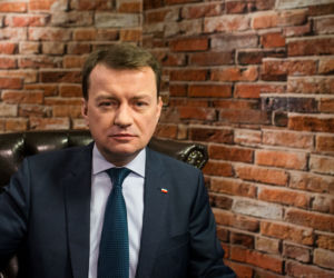 BŁASZCZAK! ZOSTAW POLICJĘ W SPOKOJU!