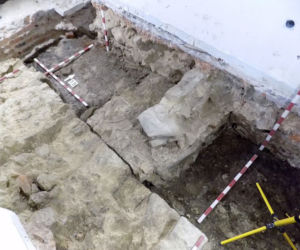 Murarz zgubił zapłatę 500 lat temu