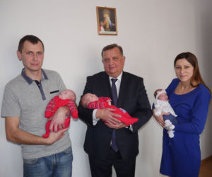 TROJACZKI z Ciężkowic wróciły do domu. Zobacz co dostały od burmistrza! 